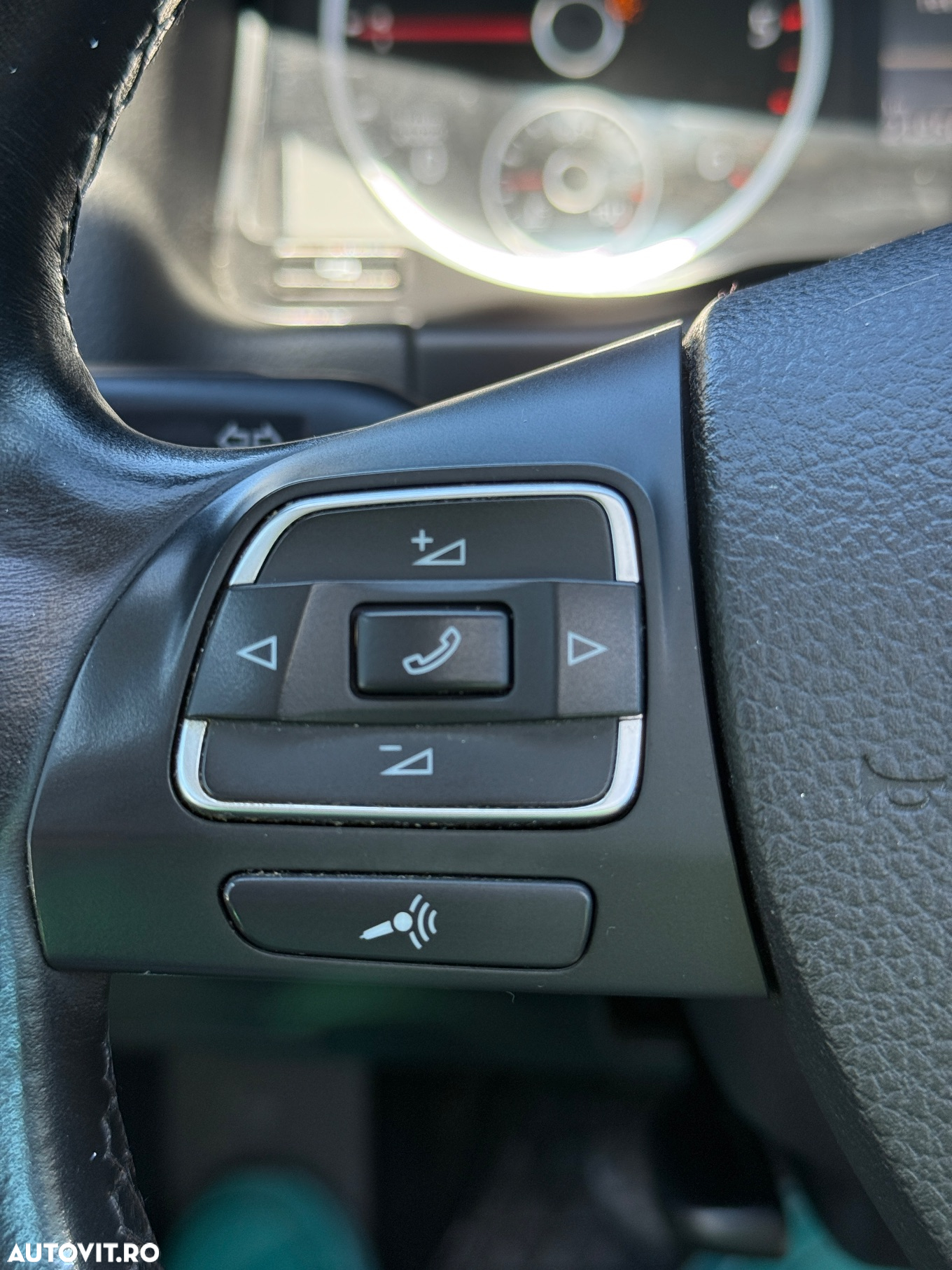 Volkswagen Tiguan 2.0 TDI DPF BlueMotion Technology Team - 23