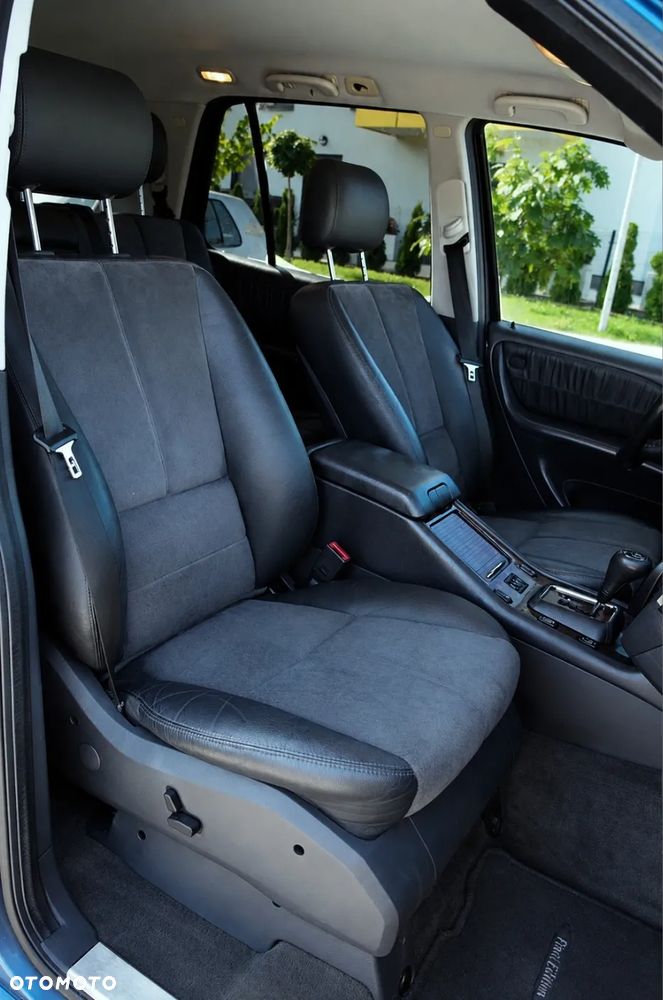 Mercedes-Benz ML - 16
