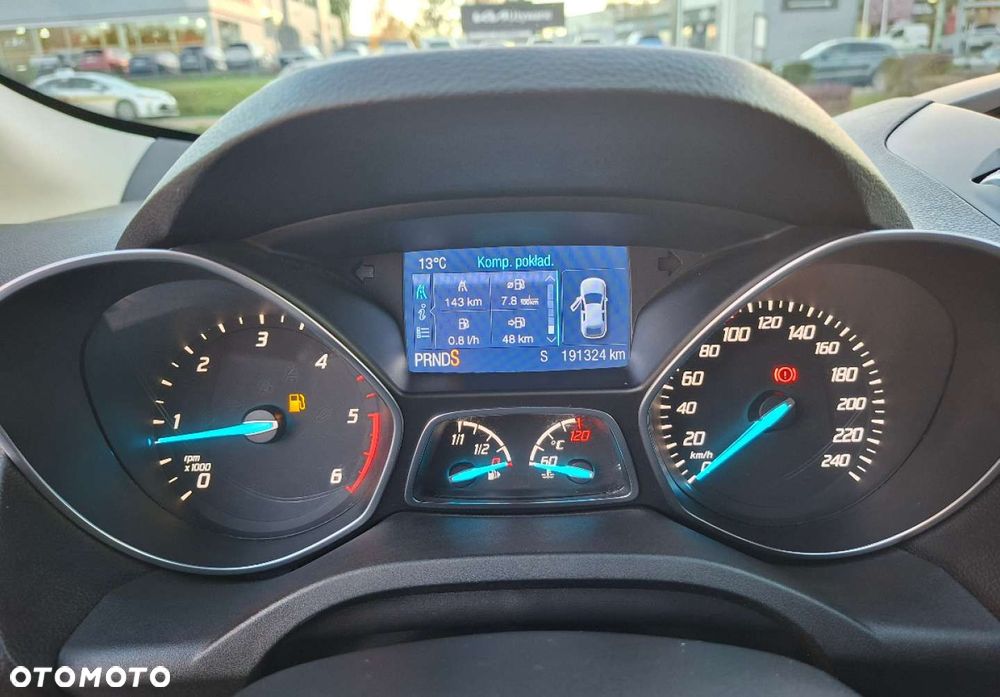 Ford Kuga - 34