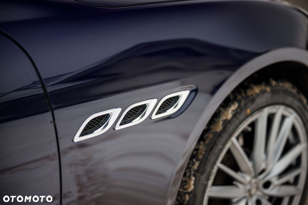 Maserati Quattroporte GranLusso S - 13