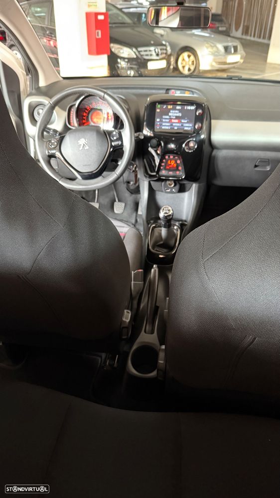 Peugeot 108 1.0 VTi Allure - 19