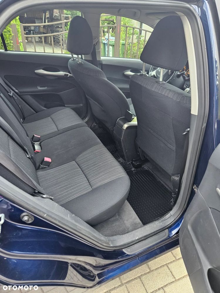 Toyota Auris 1.6 VVT-i Luna MM - 9