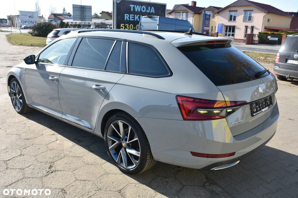 Skoda Superb 2.0 TDI DSG Sportline - 5