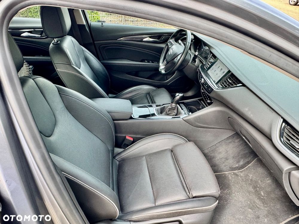 Opel Insignia - 9