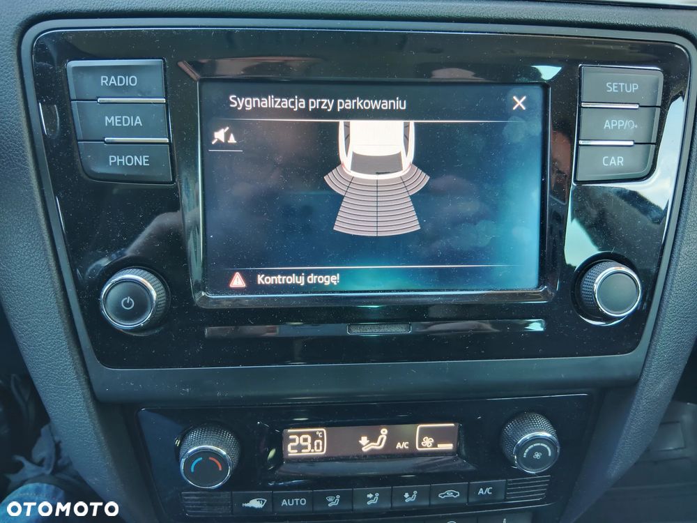 Skoda RAPID Spb 1.0 TSI Style - 9