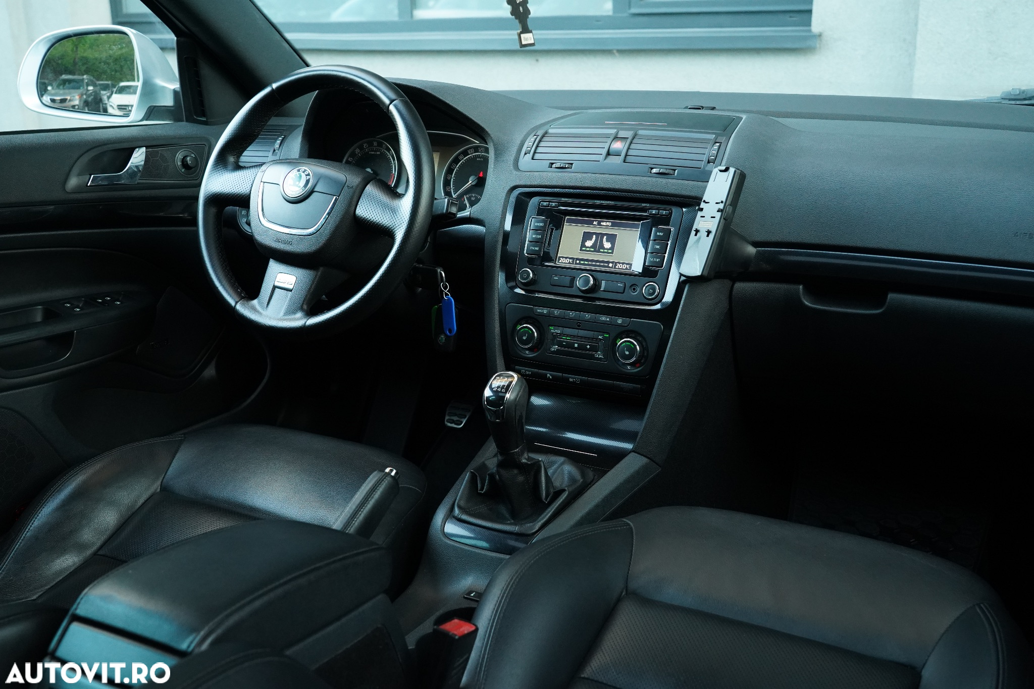 Skoda Octavia Combi Diesel 2.0 TDI RS - 21