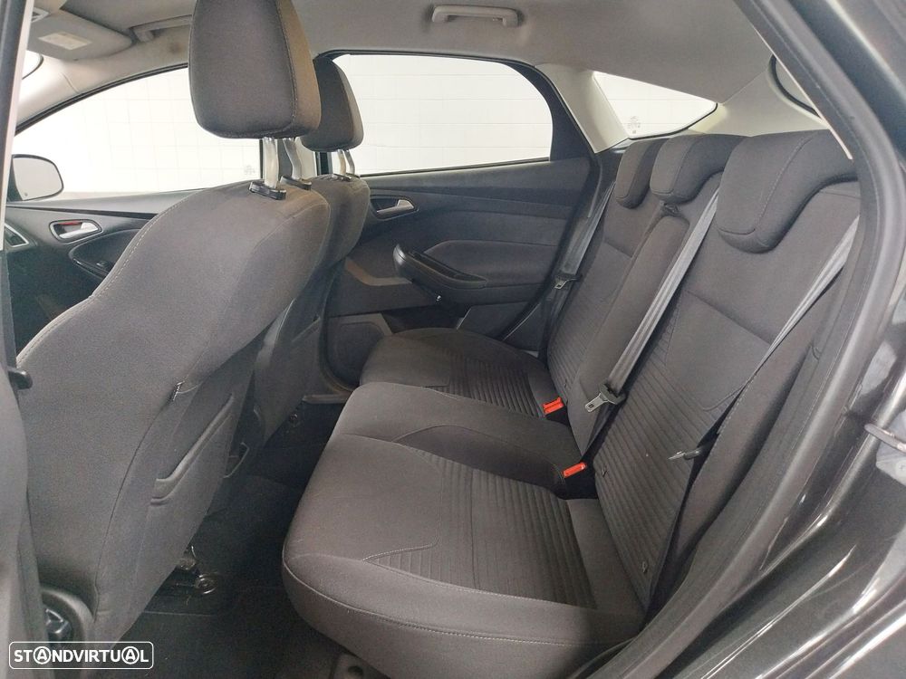 Ford Focus 1.5 TDCi Titanium - 8
