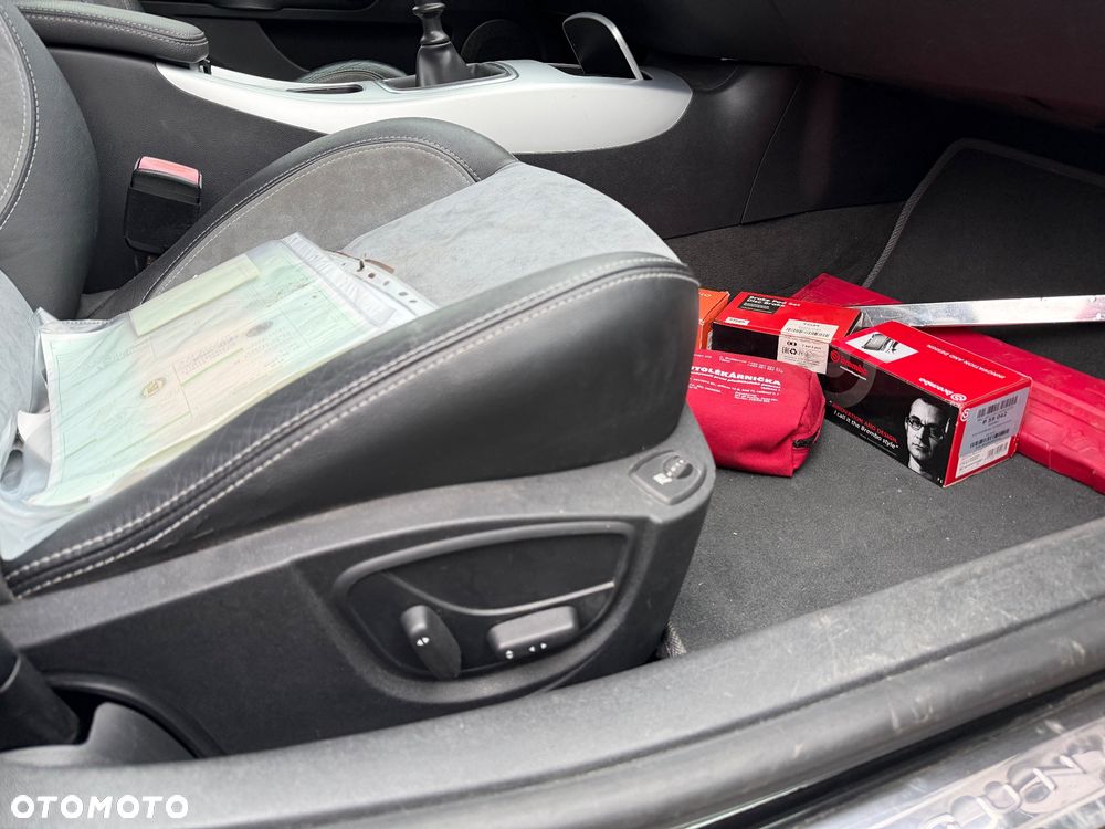 Renault Laguna 2.0 16V Turbo GT - 16