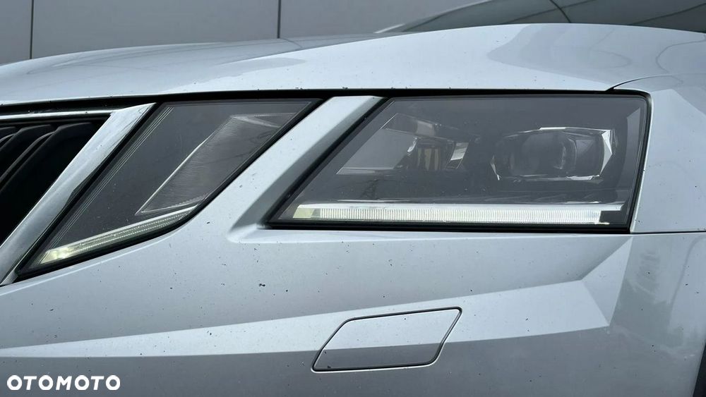 Skoda Octavia Scout 2.0 TDI 4x4 DSG - 4