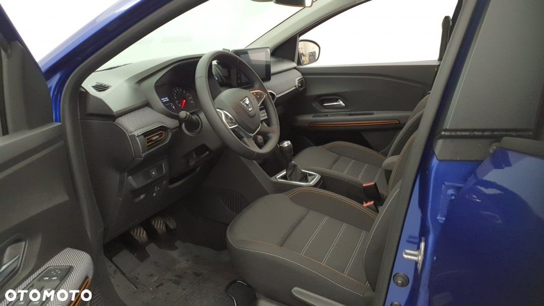 Dacia Sandero - 8