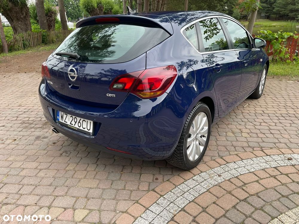Opel Astra 2.0 CDTI Cosmo - 7