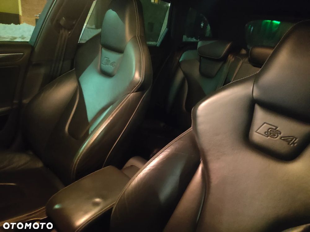 Audi S4 Avant 3.0 TFSI Quattro S tronic - 14