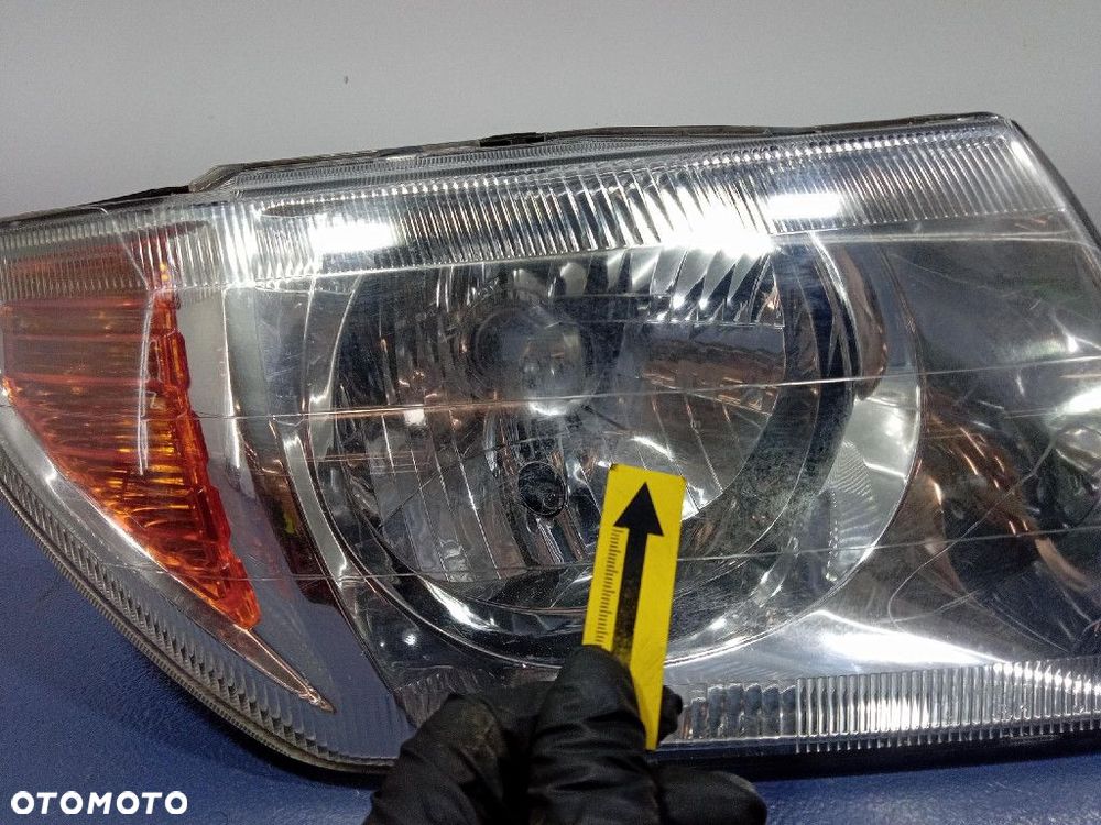 MITSUBISHI PAJERO PININ 98- REFLEKTOR PRAWY LAMPA H4 EU - 7