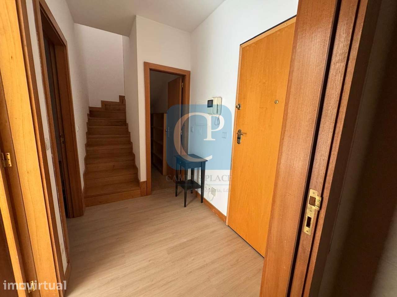 Apartamento T1 Duplex em frente ao Hospital S. João - Grande imagem: 5/25