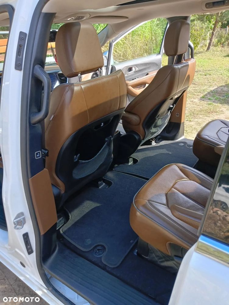 Chrysler Pacifica - 11