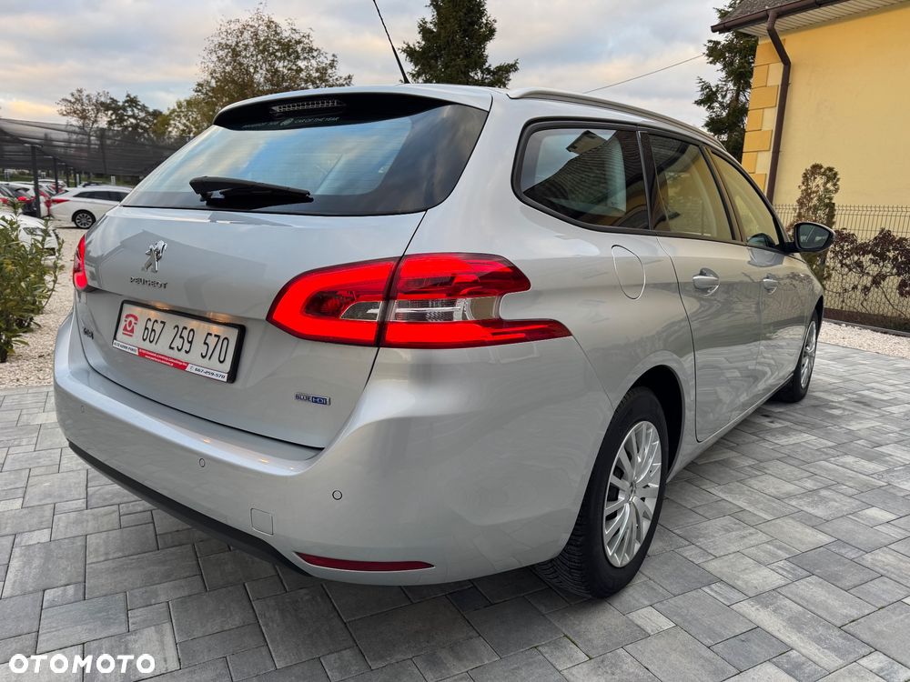 Peugeot 308 SW HDi FAP 110 (Blue Lion) Business Line Niveau 1 - 6