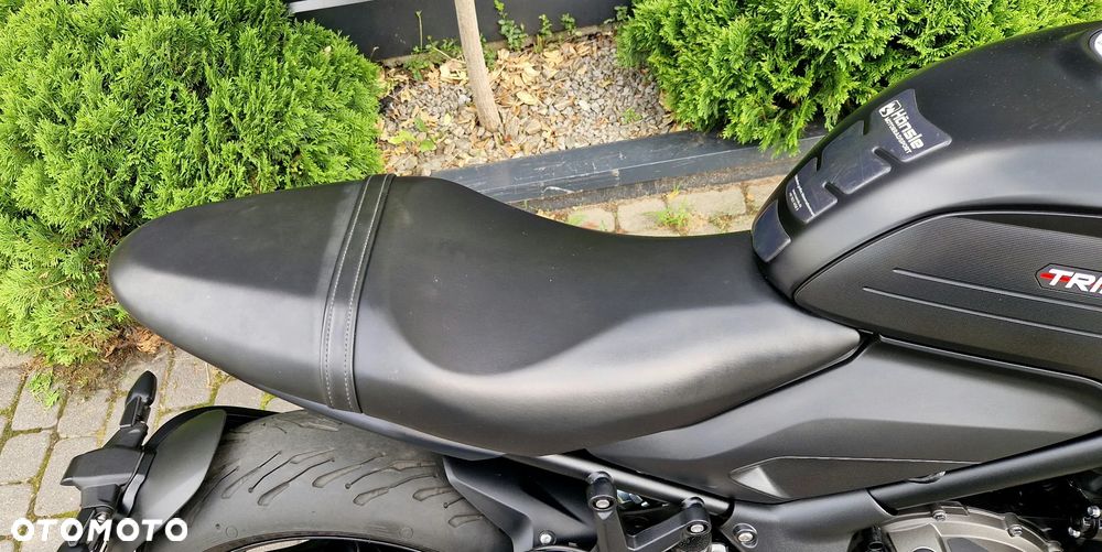 Triumph Trident - 20
