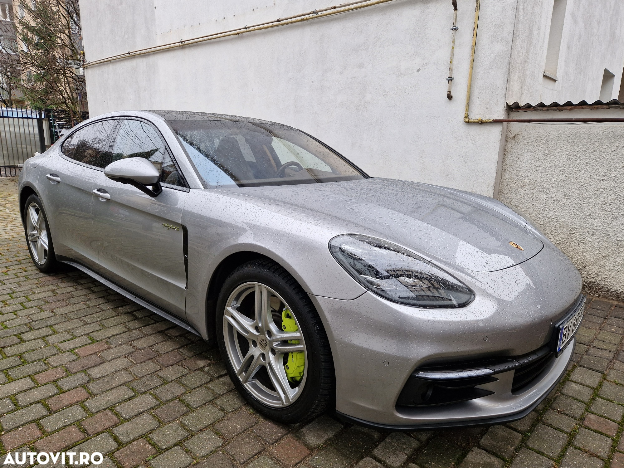 Porsche Panamera - 32