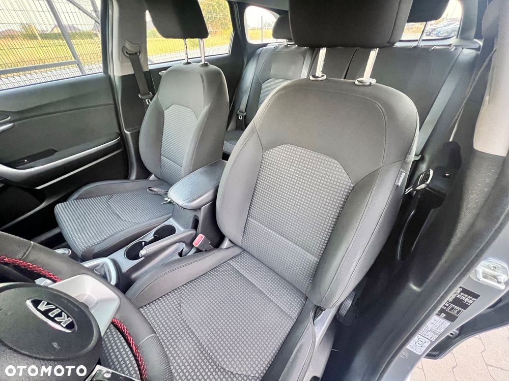 Kia Ceed 1.6 CRDi SCR L Business Line - 15