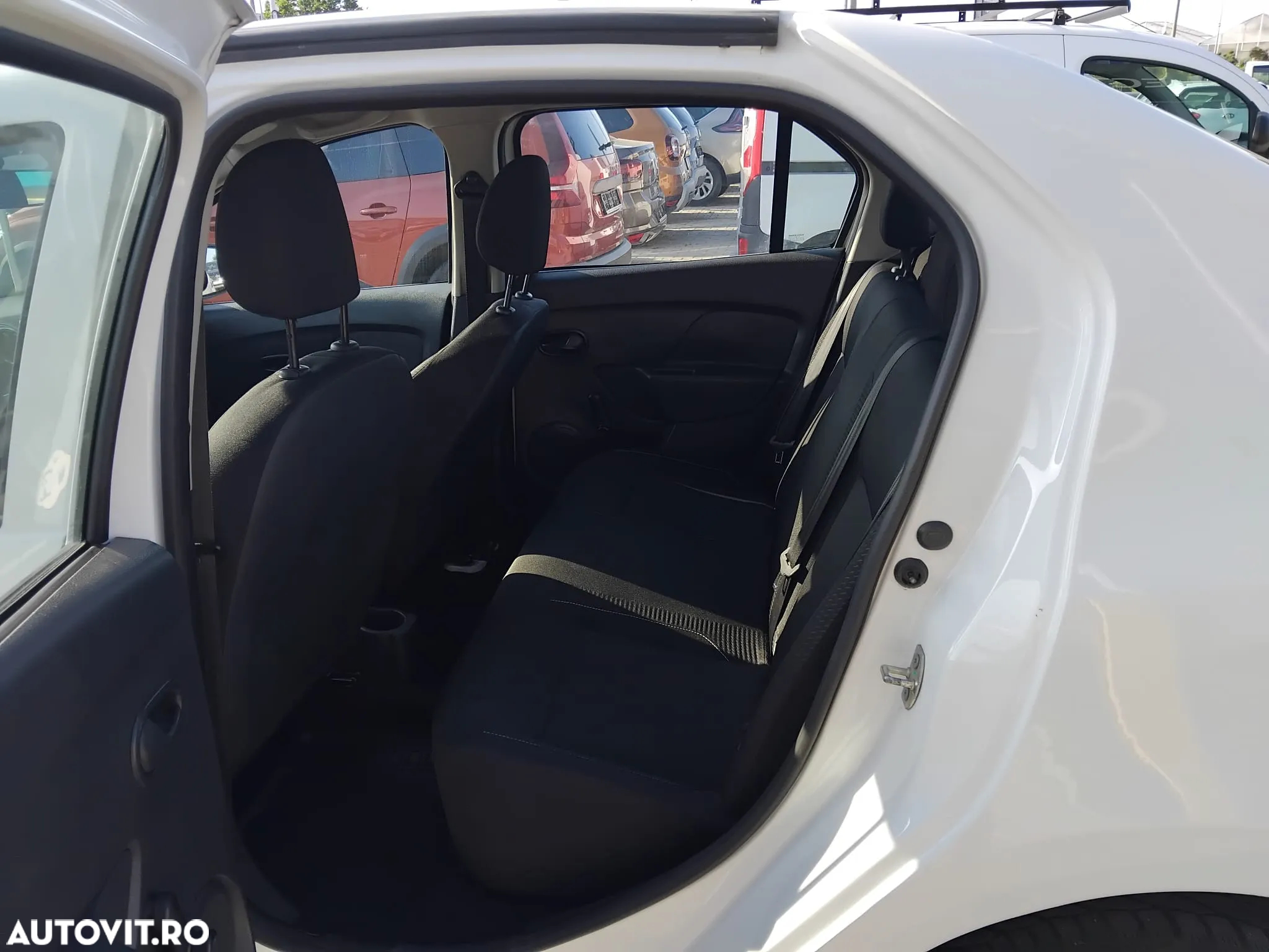 Dacia Logan - 5