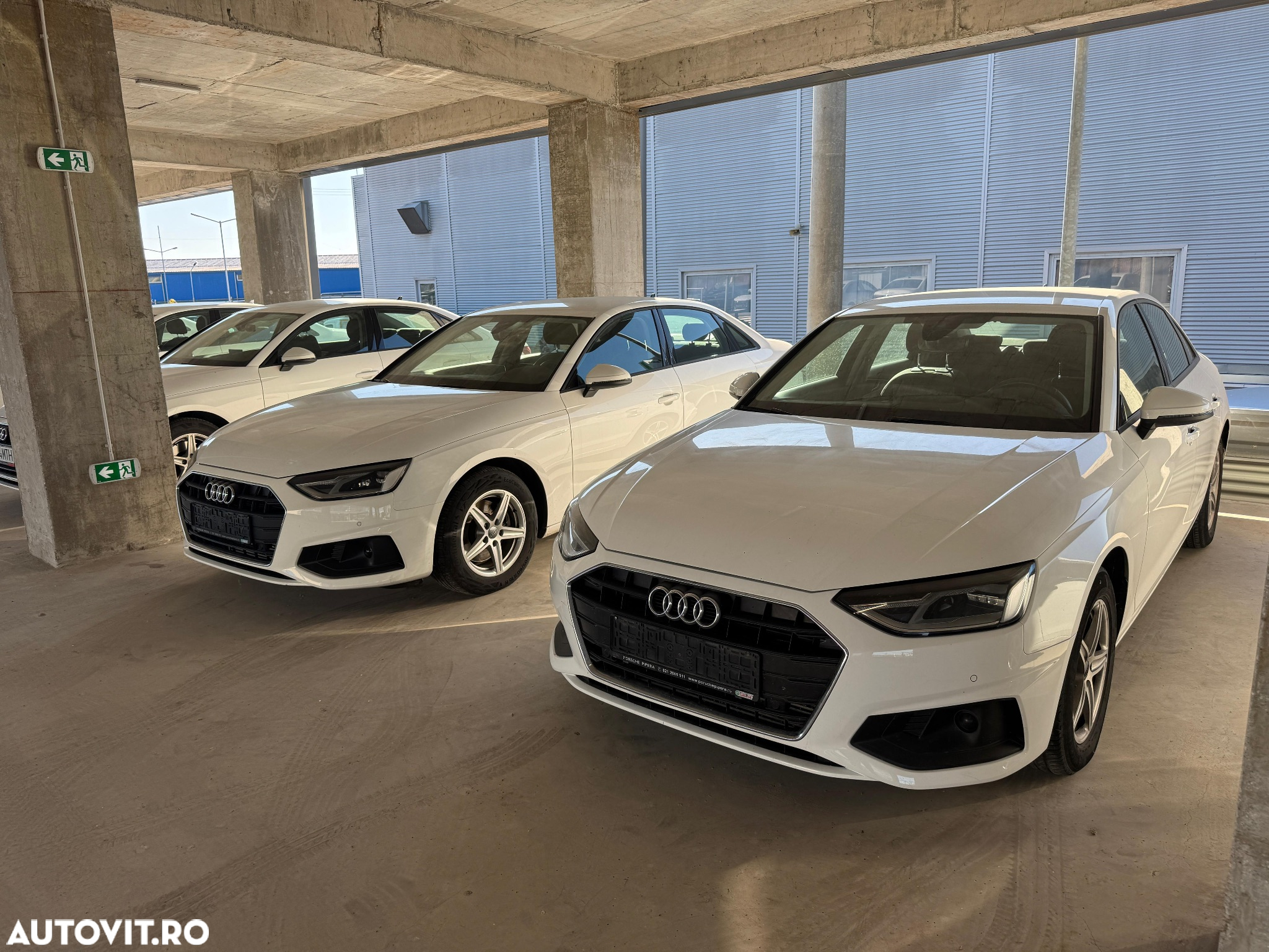Audi A4 35 TFSI S tronic MHEV Advanced - 4