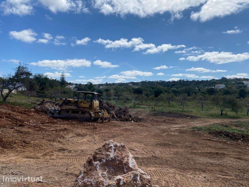 Terreno dentro de Loulé com mais de 14 hectares, Loulé, Algarve - Grande imagem: 3/15