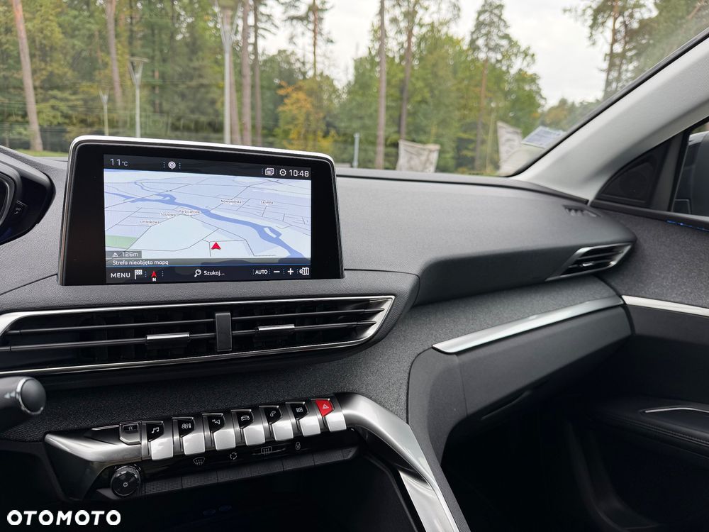 Peugeot 5008 1.5 BlueHDI Allure S&S - 18