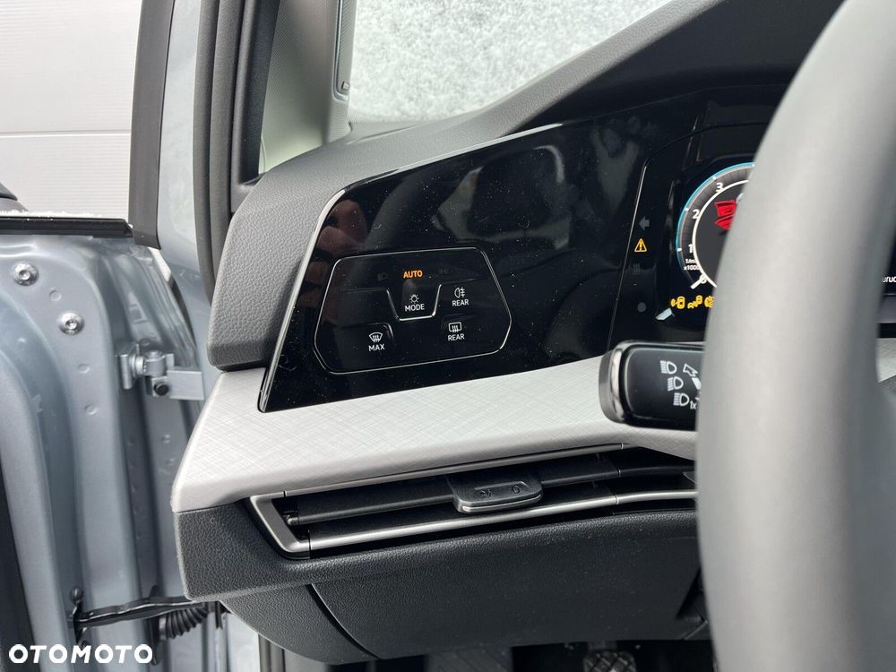 Volkswagen Golf Variant 1.5 TSI EVO Life - 32