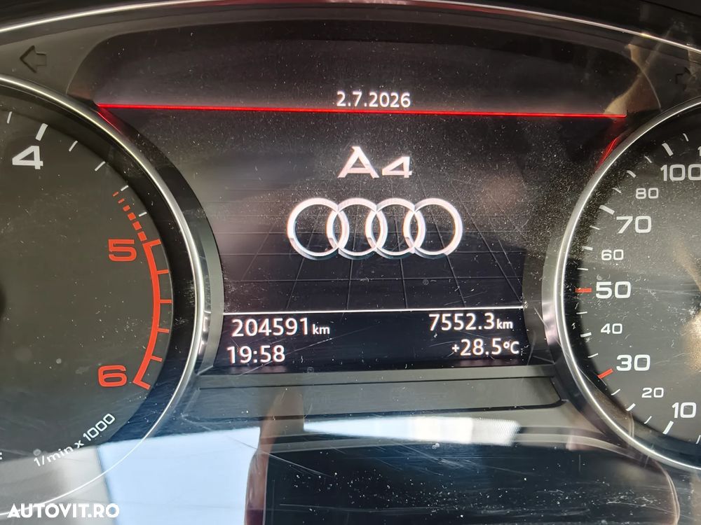 Audi A4 Avant 2.0 TDI S tronic - 8