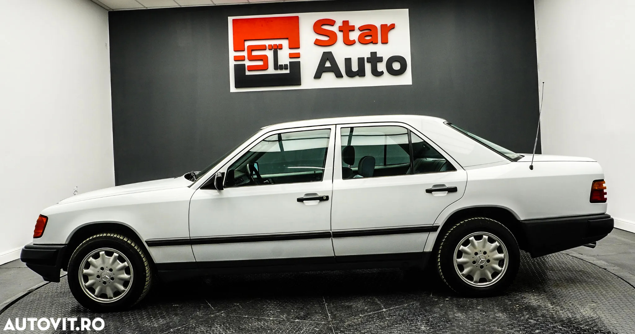 Mercedes-Benz E - 11