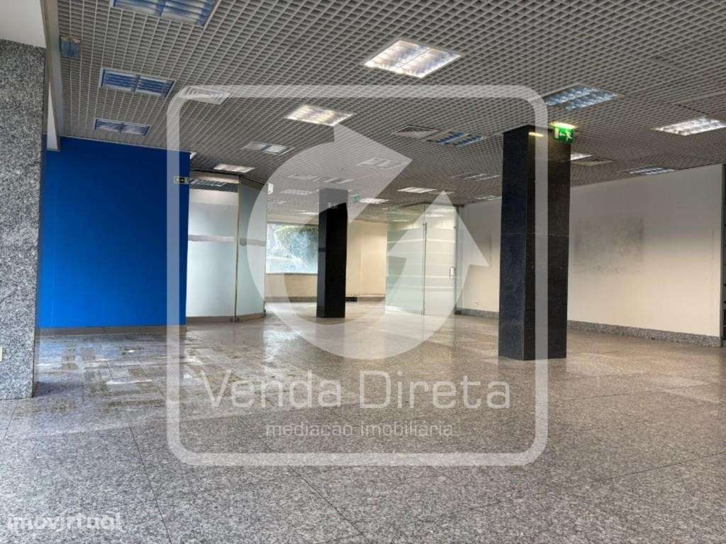 Loja com 370 m² | 3 Frações Interligadas | Centro da Póvoa de Santo... - Grande imagem: 5/16