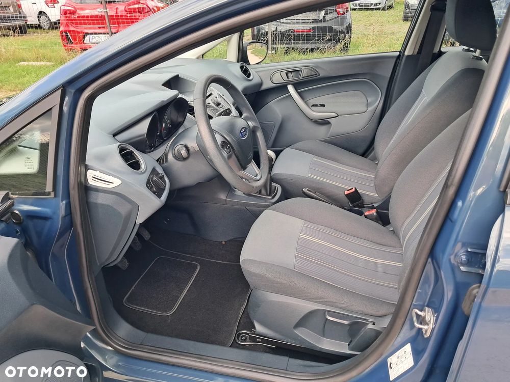 Ford Fiesta 1.25 Ambiente - 11