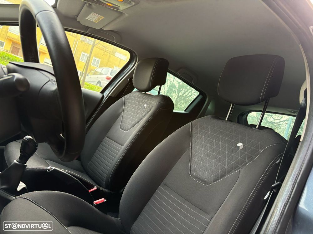 Renault Clio 0.9 TCE Limited - 21