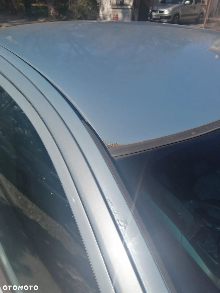 Volvo S60 2.4 - 12