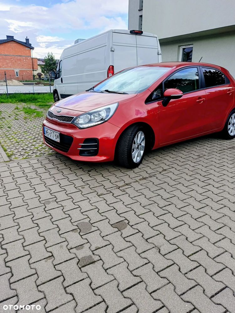 Kia Rio 1.2 Business Line Plus - 1