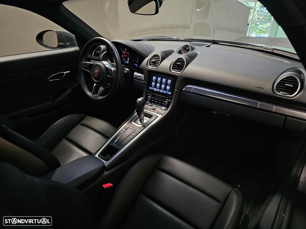 Porsche 718 Cayman 2.0 PDK - 40