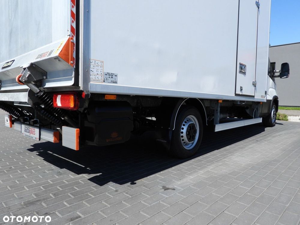 Renault MASTER KONTENER WINDA 8 PALET TEMPOMAT LEDY KLIMATYZACJA  145KM - 17