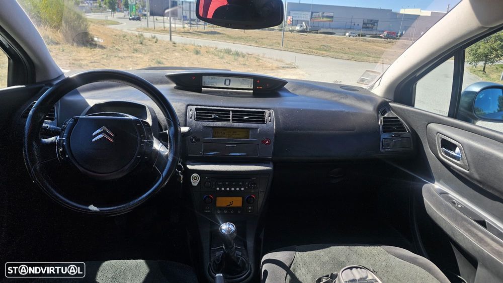 Citroën C4 1.6 HDi 110 Exclusive - 5