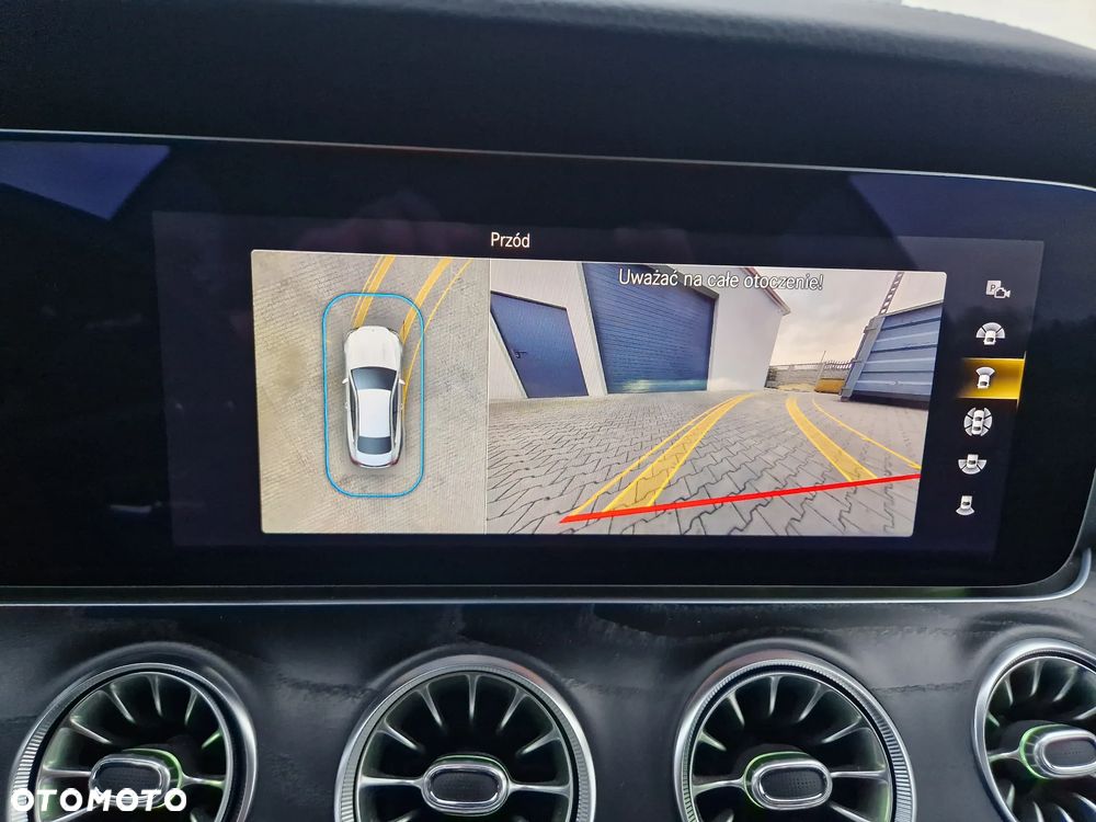 Mercedes-Benz Klasa E 220 d Coupe 4-Matic 9G-TRONIC - 16