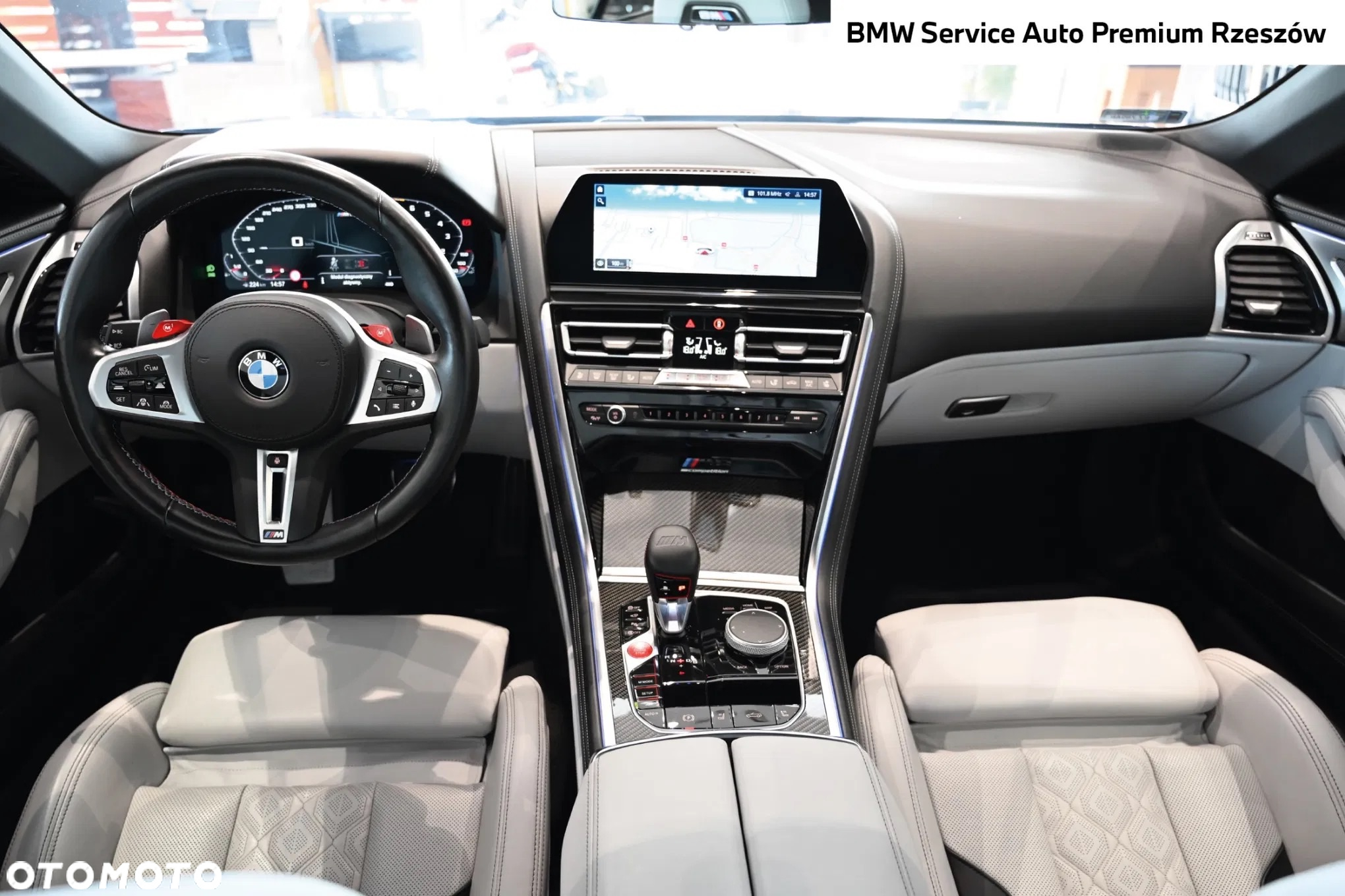 BMW M8 Cabrio Competition - 10