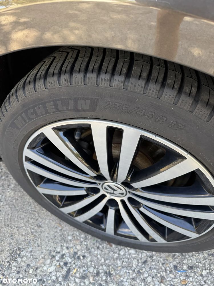 Volkswagen Passat 2.0 TDI Highline DSG - 19