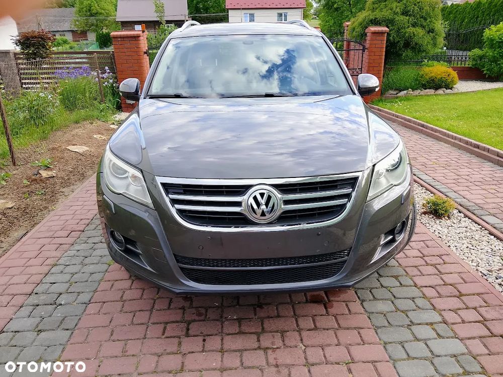 Volkswagen Tiguan 2.0 TDI DPF BlueMotion Technology Exclusive - 5