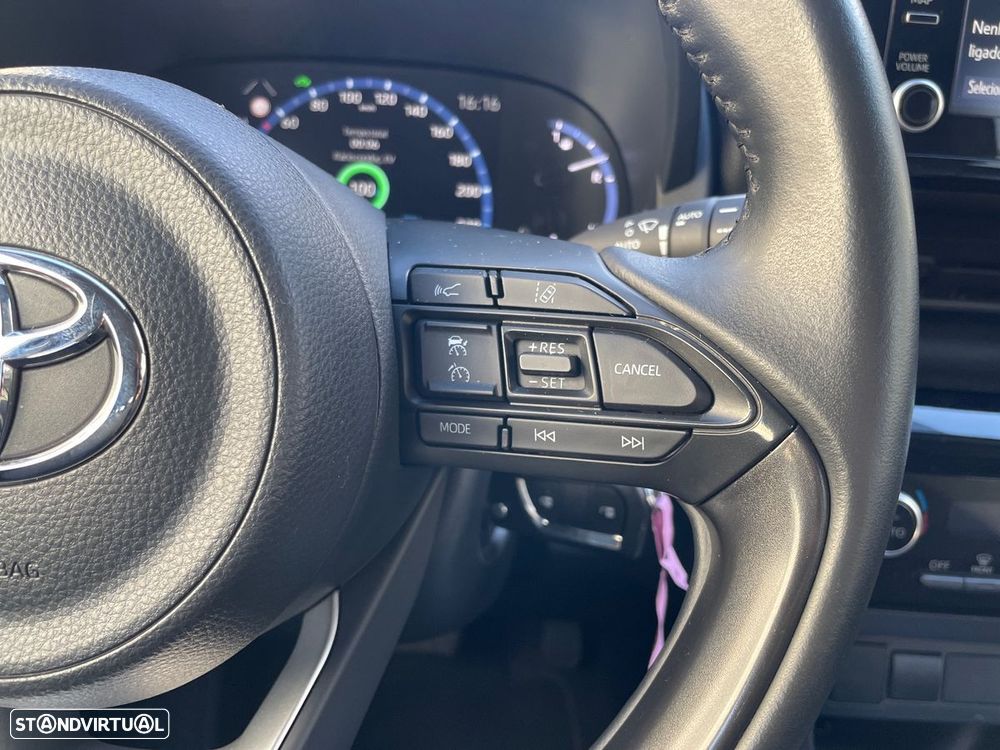 Toyota Yaris Cross - 16