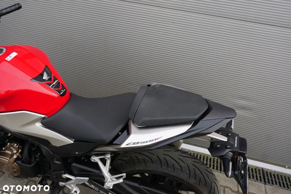 Honda CB - 16