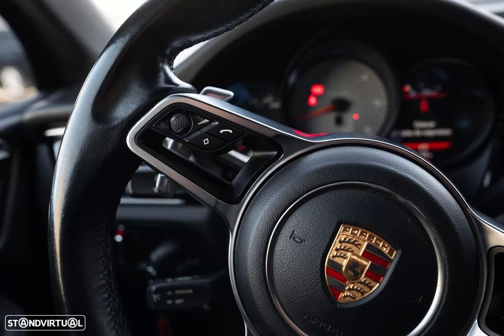 Porsche Macan S - 38