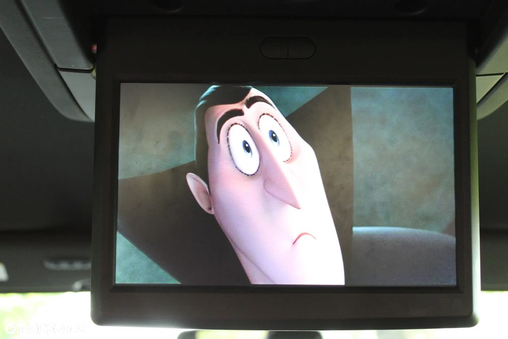 Chrysler Town & Country 3.6 Limited - 28