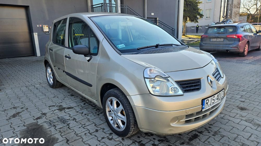 Renault Modus - 1