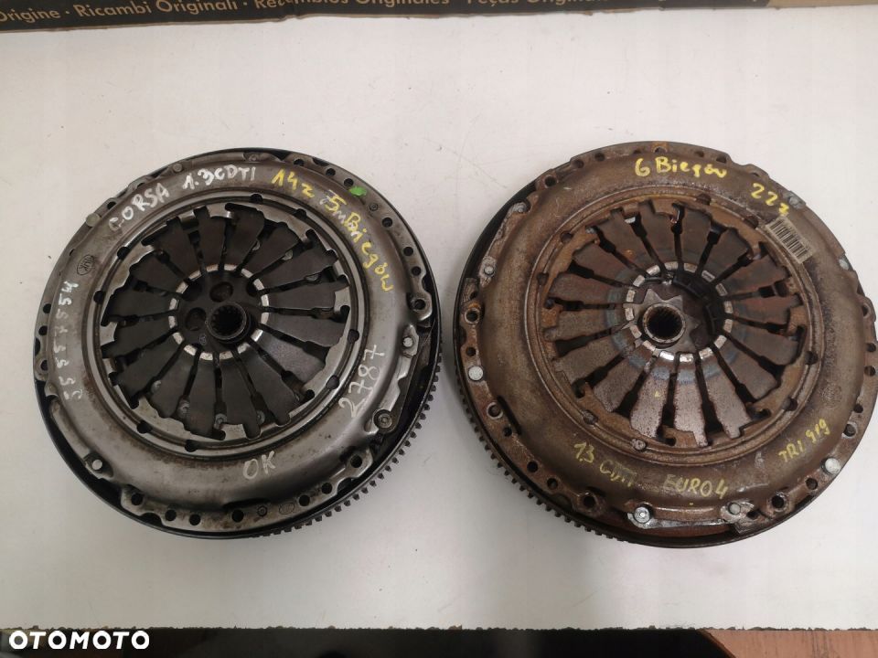 KOŁO DWUMASOWE SPRZĘGŁO OPEL CORSA C D 1.3 CDTI - 1