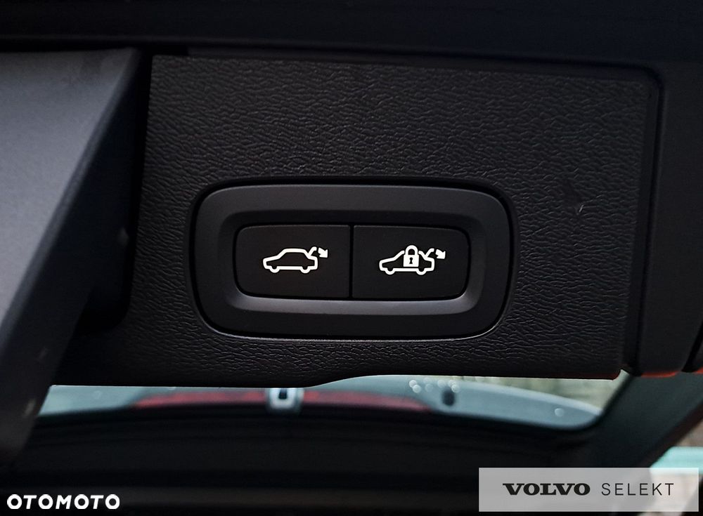 Volvo XC 60 - 30