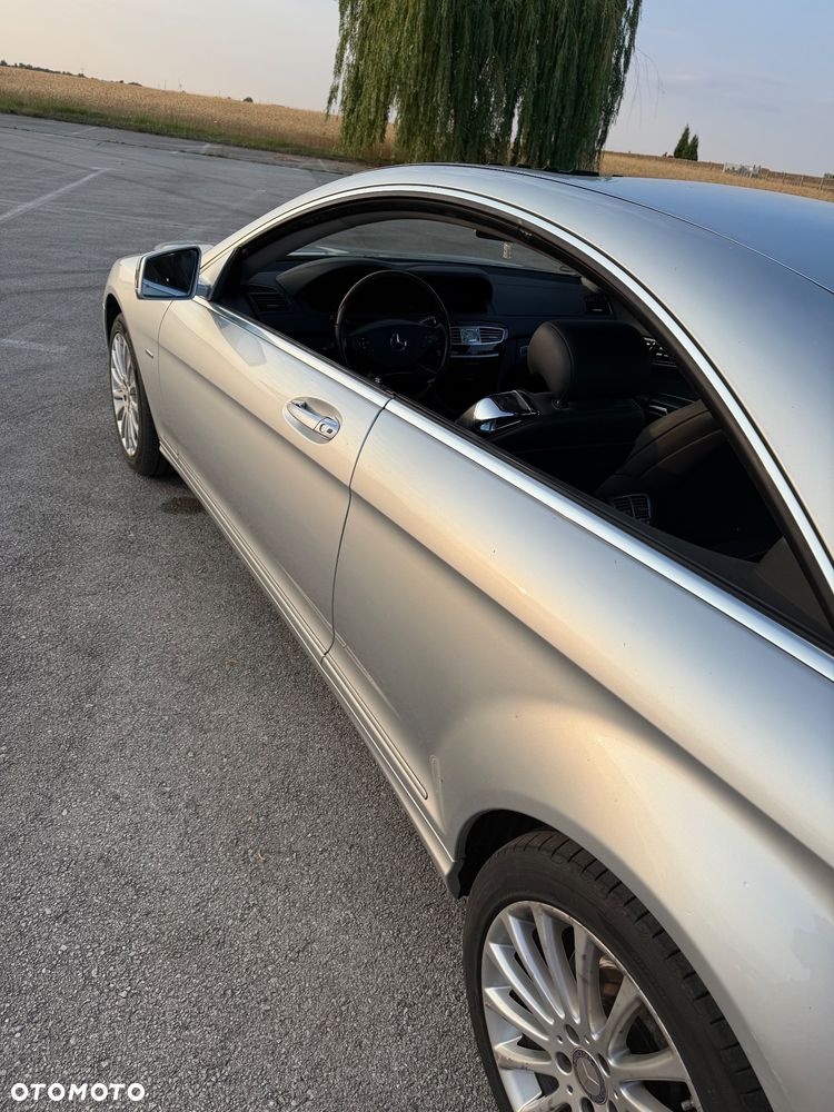 Mercedes-Benz CL 500 4Matic (BlueEFFICIENCY) 7G-TRONIC - 2